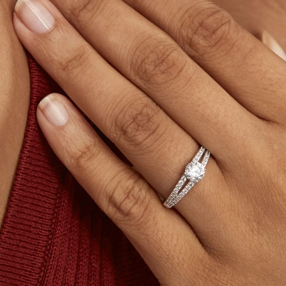 Bague Fina Or Blanc Oxyde De Zirconium