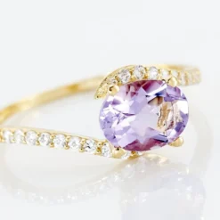 Bague Loriane Or Jaune Amethyste Et Oxyde De Zirconium