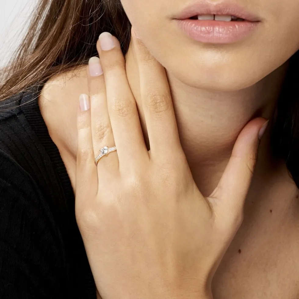 Bague Monelle Or Jaune Oxyde De Zirconium