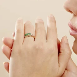 Bague Or Jaune Abelard Emeraudes Diamants