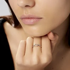 Bague Romane Or Jaune Diamant
