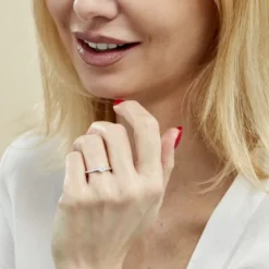 Bague Solitaire Flora Or Blanc Diamant