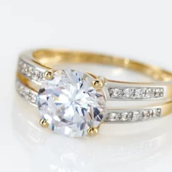 Bague Solitaire Or Jaune Anthyme Oxyde De Zirconium