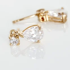 Boucles D'oreilles Pendantes Josephine Or Jaune Emeraude
