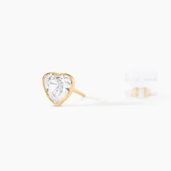 Boucles D'oreilles Puces Coeur Serti Clos Or Jaune Oxyde De Zirconium
