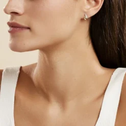 Boucles D'oreilles Puces Loubra Or Jaune Emeraude