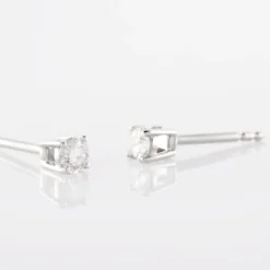 Boucles D'oreilles Puces Or Blanc Victoria Diamants