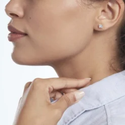 Boucles D'oreilles Puces Or Jaune Doreen Oxydes De Zirconium