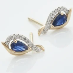 Boucles D'oreilles Puces Or Jaune Angelika Saphir