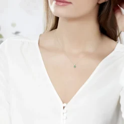 Collier Charmante Or Blanc Emeraude Et Diamant