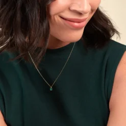 Collier Ovale Or Jaune Emeraude