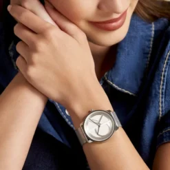 Montre Calvin Klein Iconic Mesh Argent