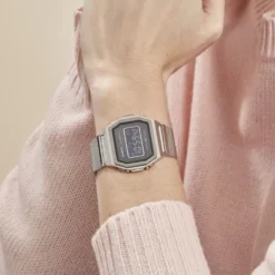 Montre Casio Collection Vintage Iconic Noir