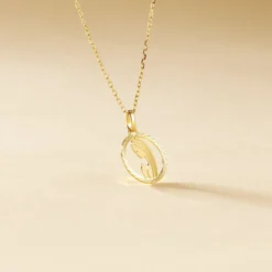 Pendentif Amaria Vierge Rond Diamante Or Jaune