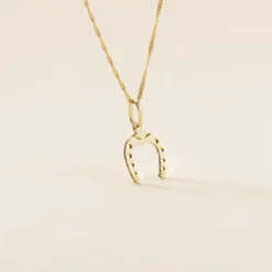 Pendentif Hillary Fer A Cheval Or Jaune