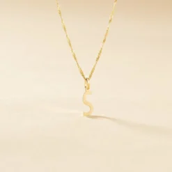 Pendentif Ionia Lettre Or Jaune